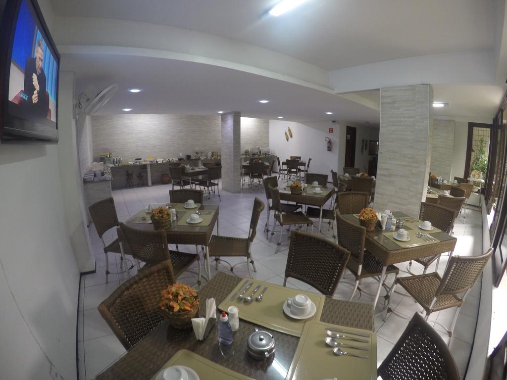 Abrolhos Praia Hotel Форталеза Екстериор снимка